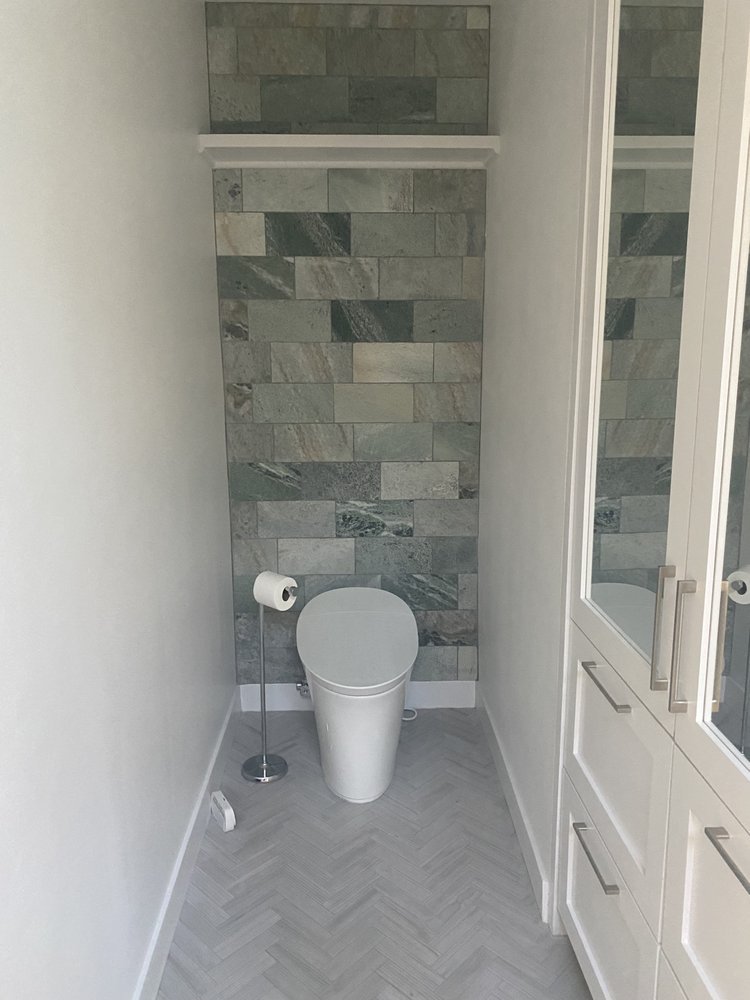 Toilet install